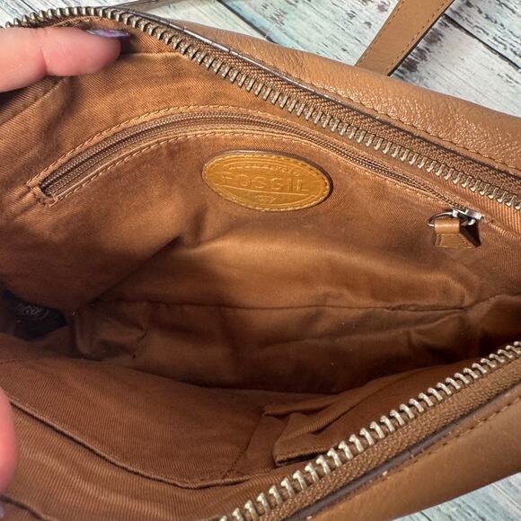 Fossil Brown Leather Crossbody Bag Double Front Pocket Adjustable Strap - Picture 4 of 6